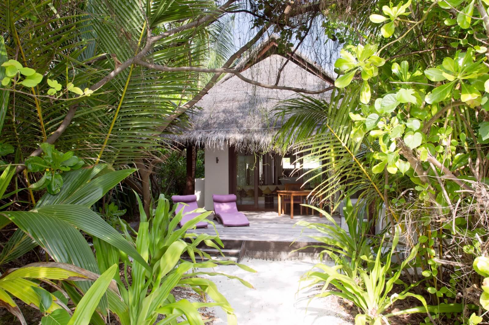 hithi_island_villa6610__large